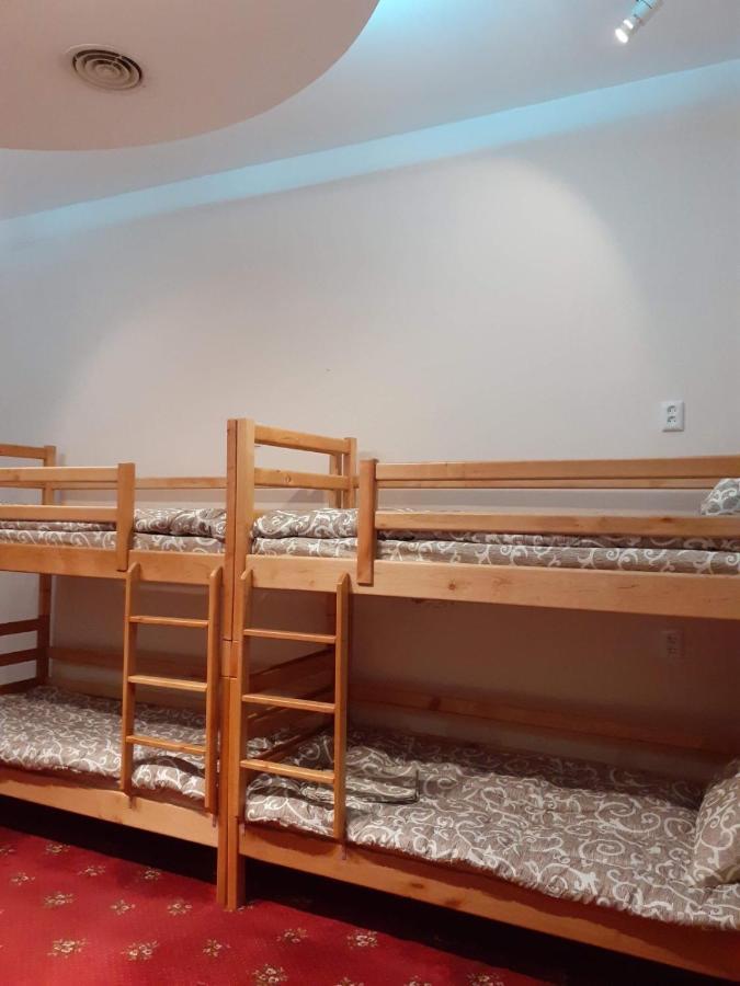 Хостел Uneed Sport Одесса Экстерьер фото