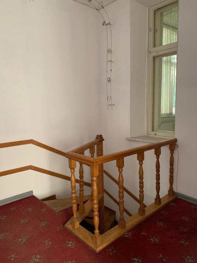 Хостел Uneed Sport Одесса Экстерьер фото